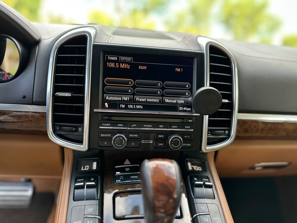 2011 Porsche Cayenne