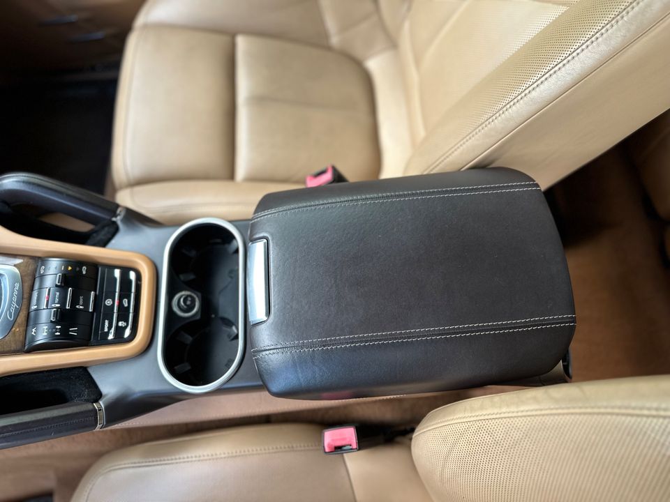 2011 Porsche Cayenne