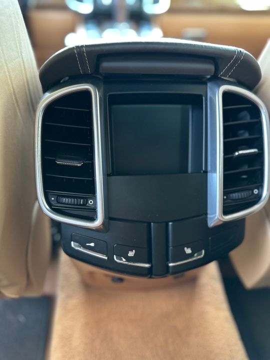 2011 Porsche Cayenne