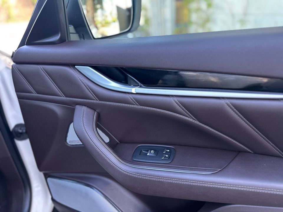 2021 Maserati Levante