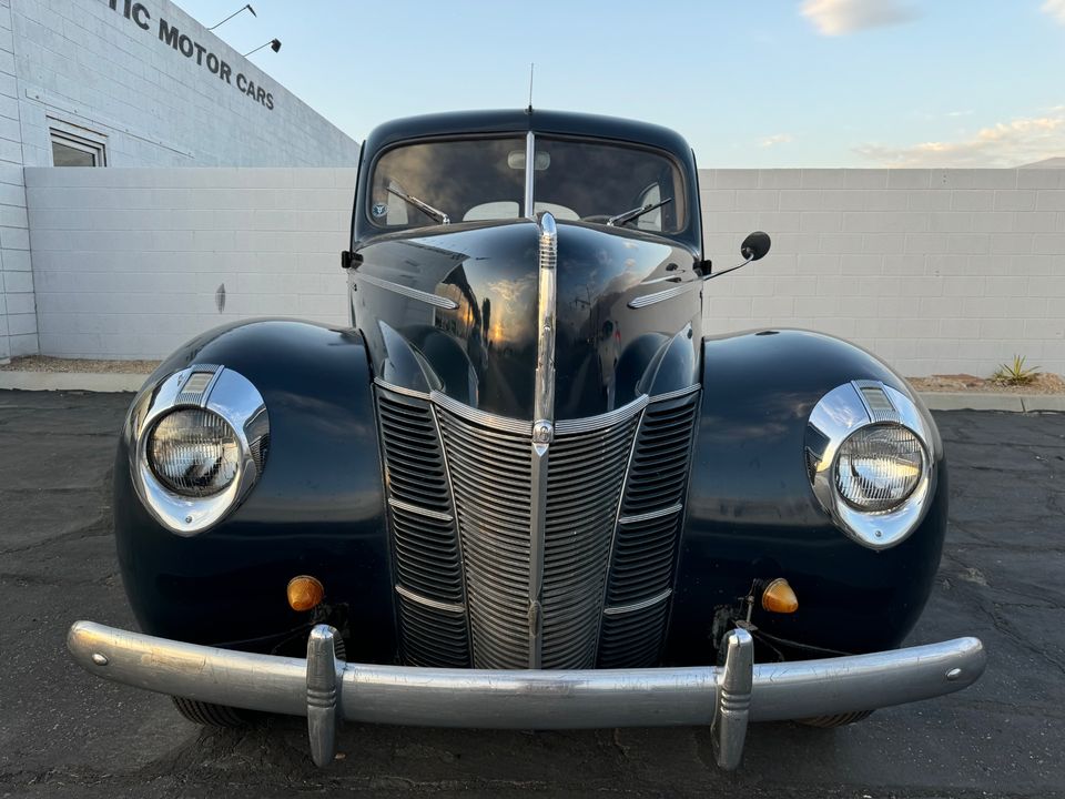1940 Ford Deluxe