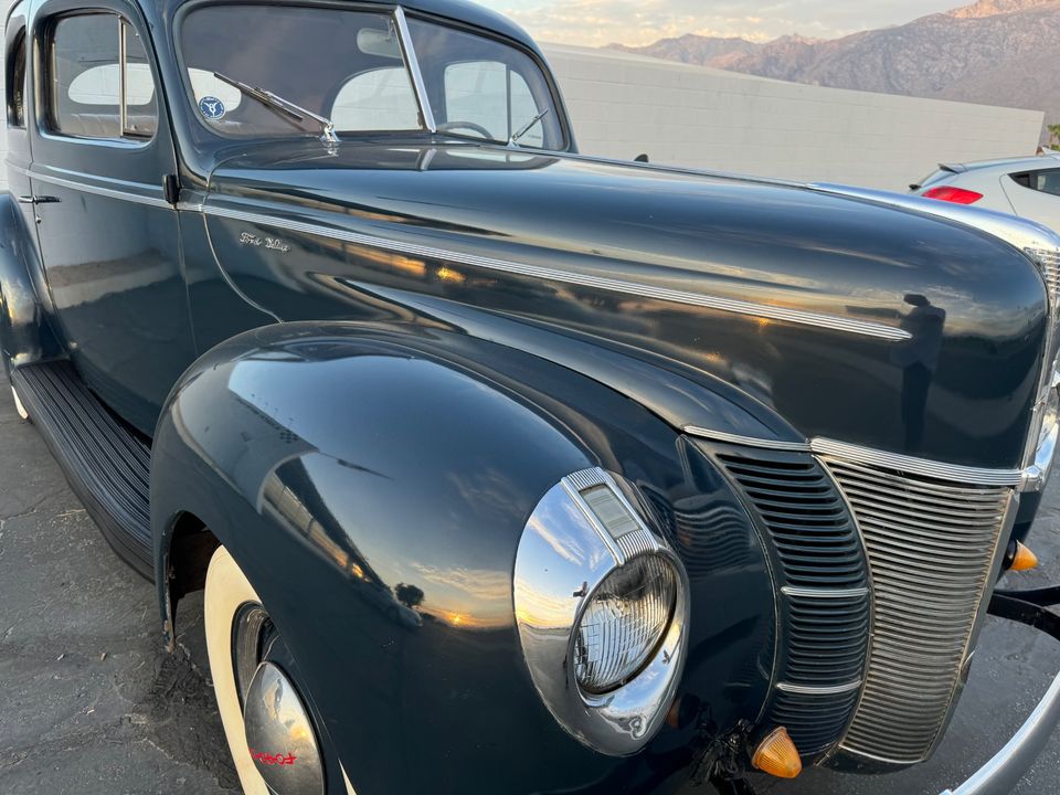 1940 Ford Deluxe