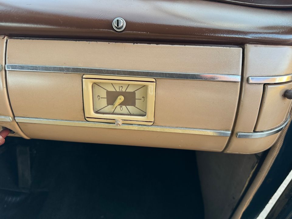 1940 Ford Deluxe