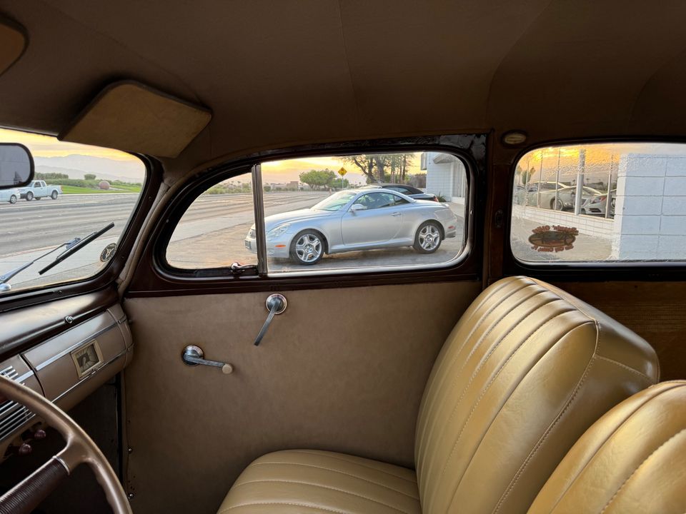 1940 Ford Deluxe