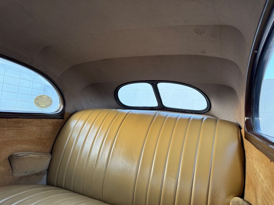 1940 Ford Deluxe