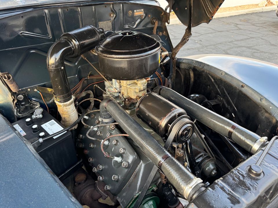 1940 Ford Deluxe