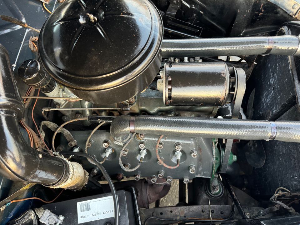 1940 Ford Deluxe