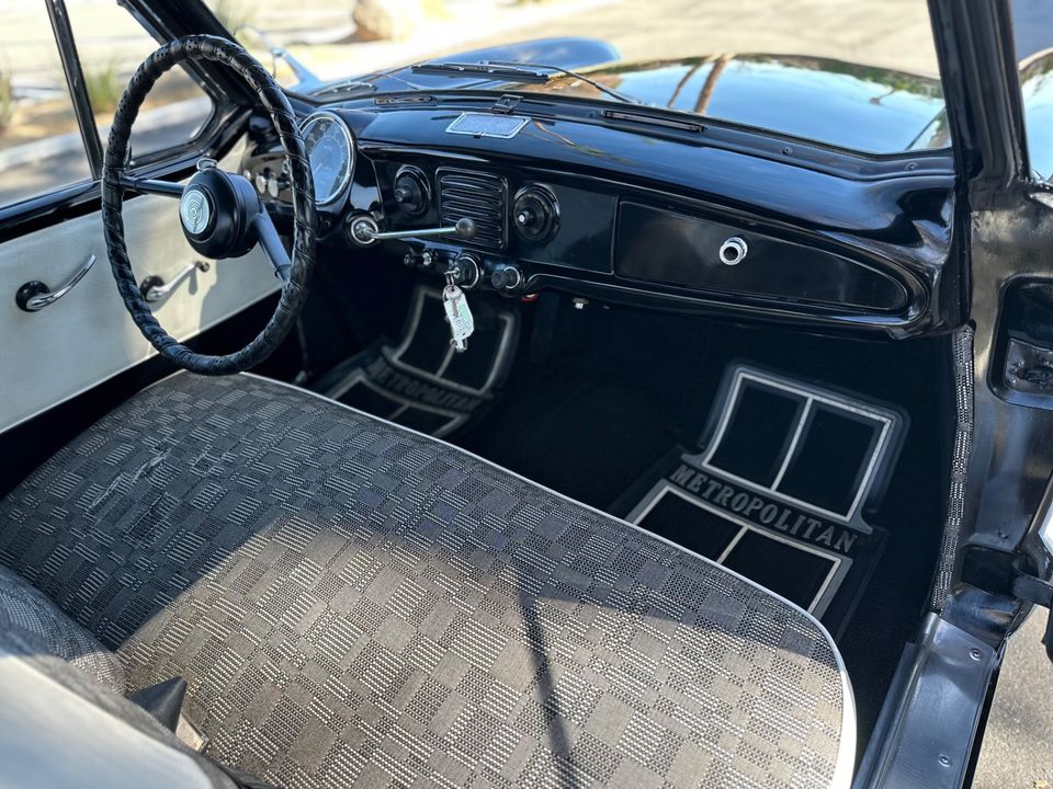 1960 Nash Metropolitan