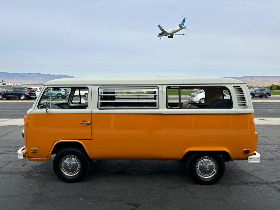 1973 Volkswagen Bus