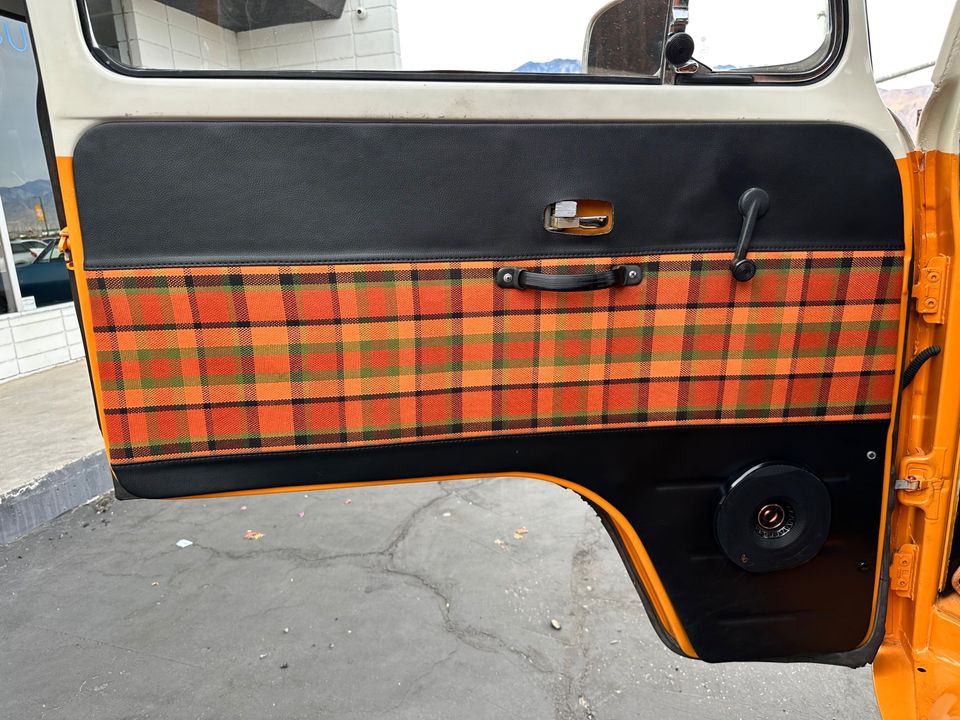 1973 Volkswagen Bus