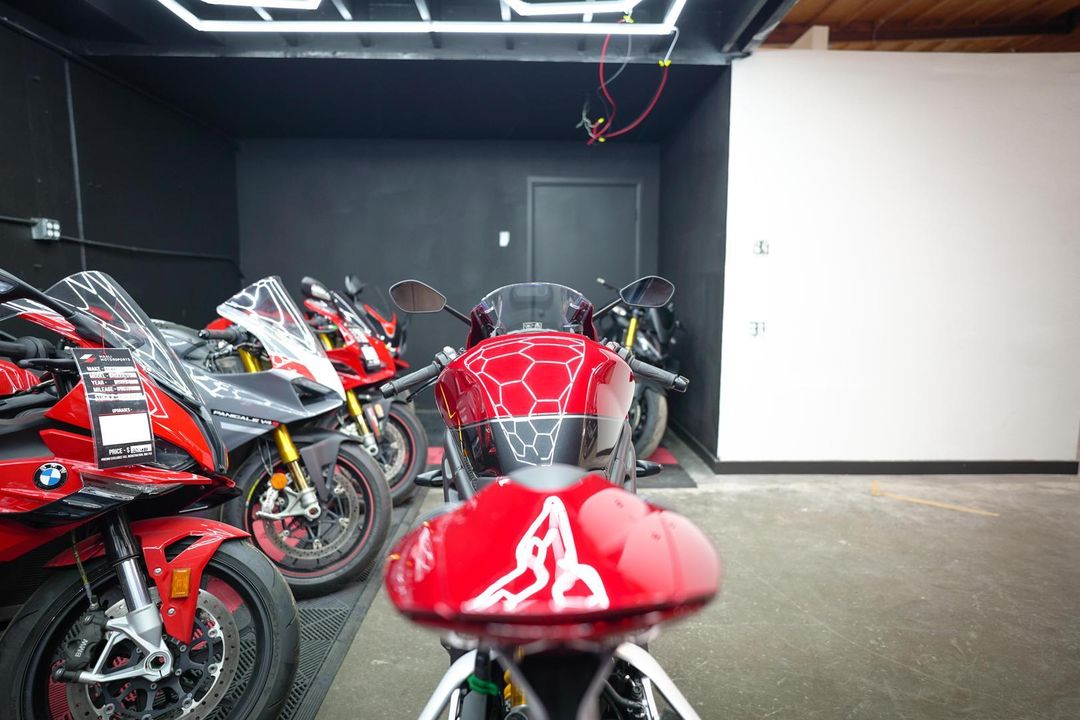 2022 Triumph Speed Triple 1200 RR