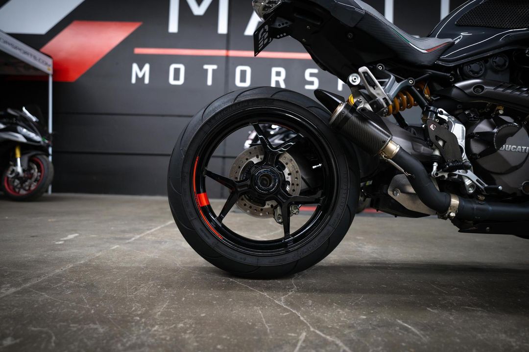 2019 Ducati Monster 1200 S
