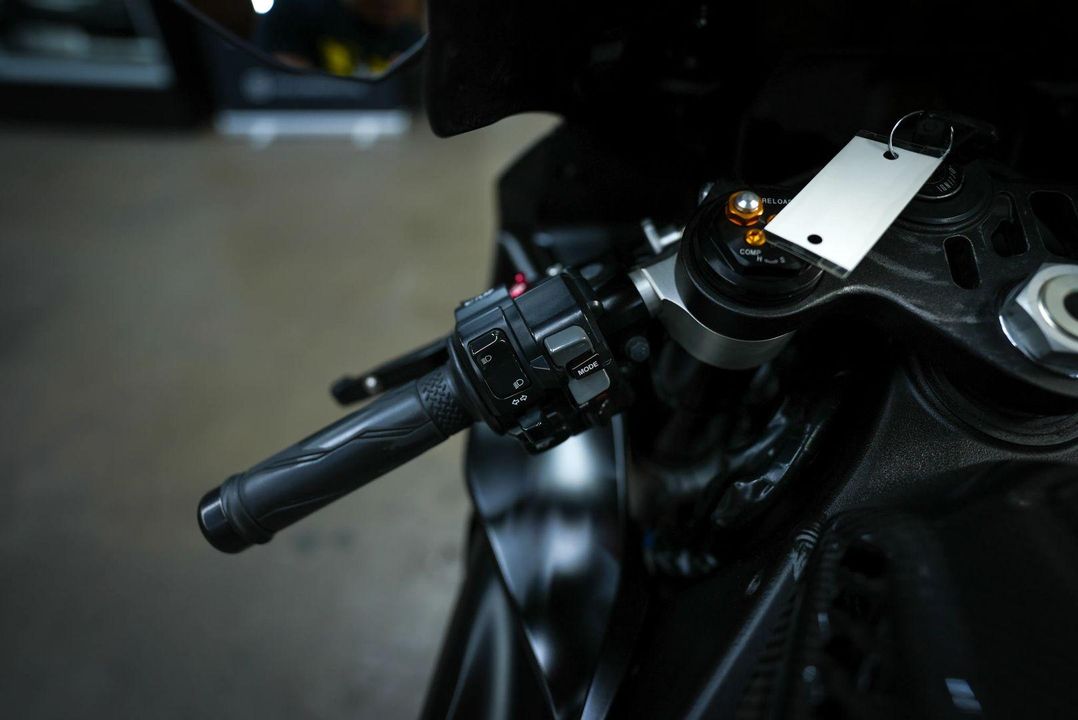 2022 Yamaha YZF-R1