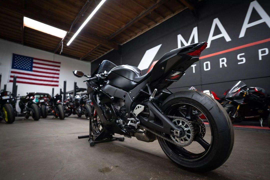 2025 Kawasaki ZX-10R