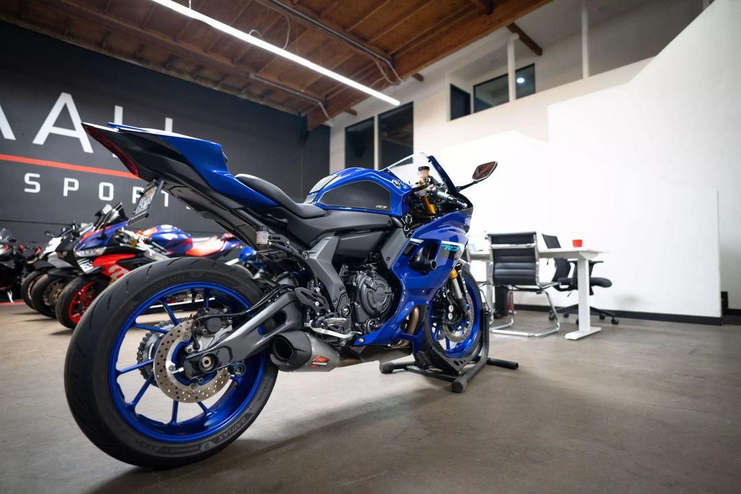2025 Yamaha YZF-R7