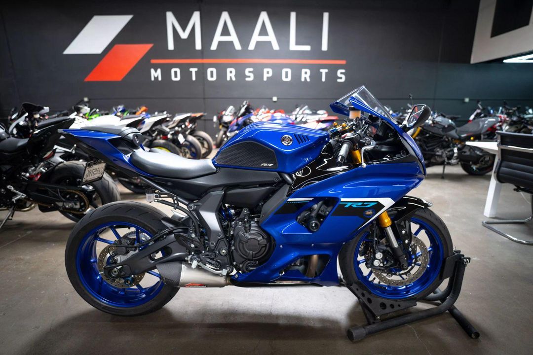 2025 Yamaha YZF-R7