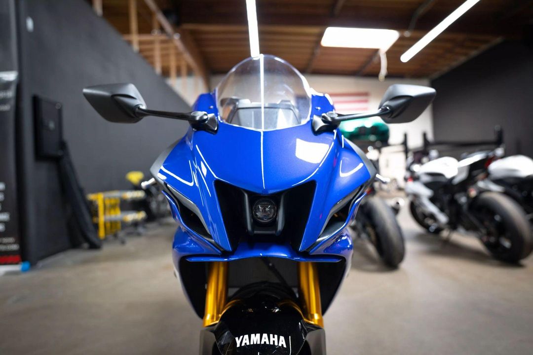 2025 Yamaha YZF-R7