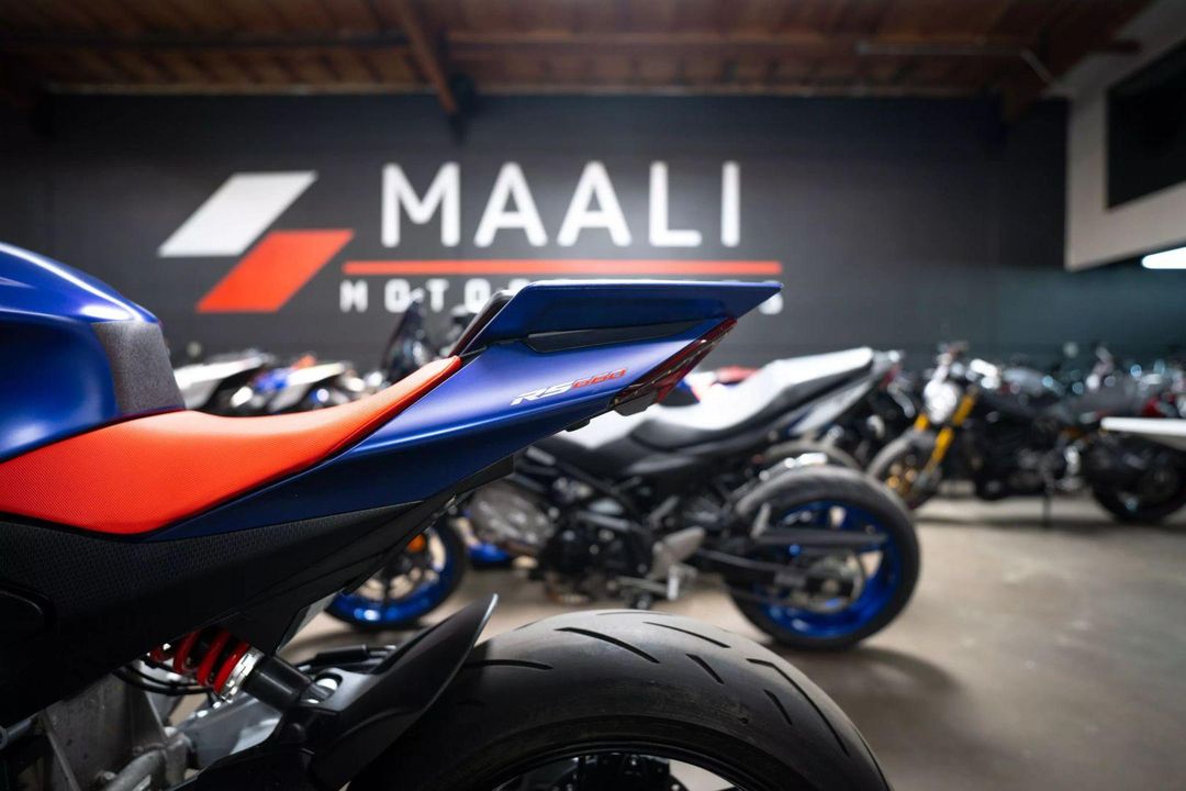 2021 Aprilia RS 660