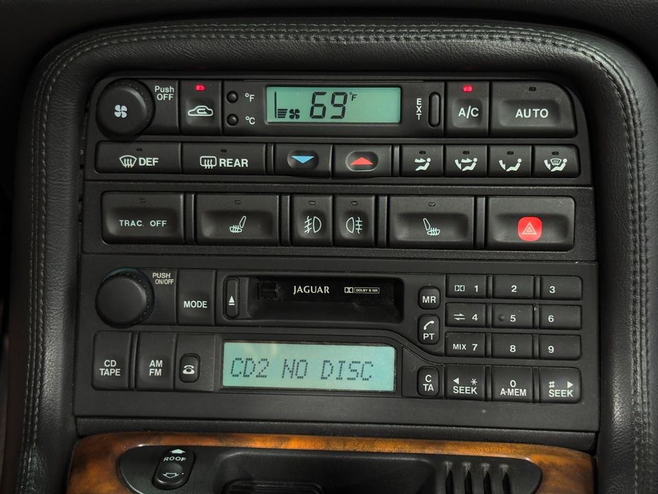 2001 Jaguar XK8