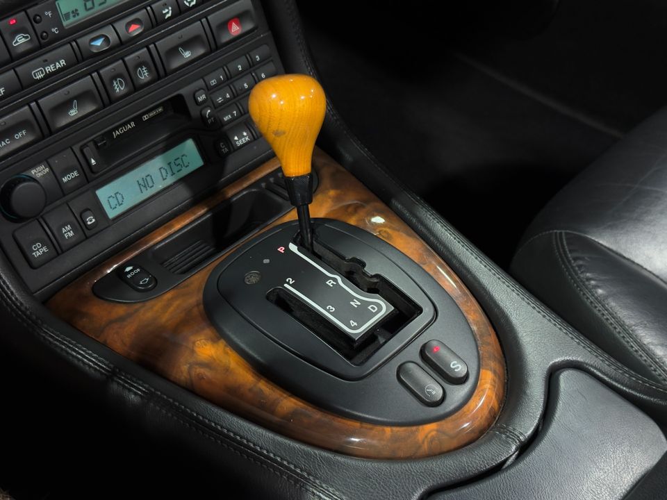2001 Jaguar XK8