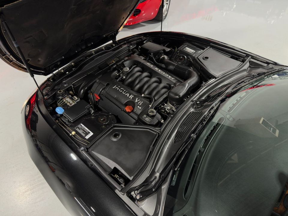 2001 Jaguar XK8