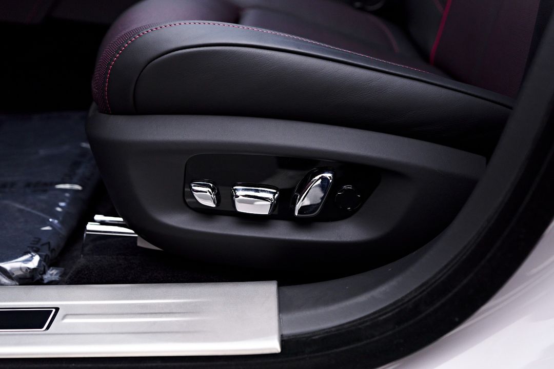 2024 Rolls-Royce Ghost