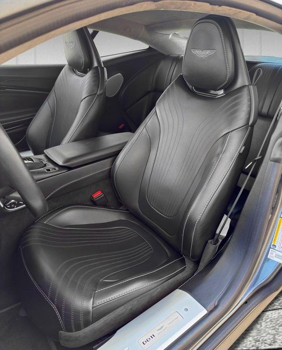 2020 Aston Martin DB11