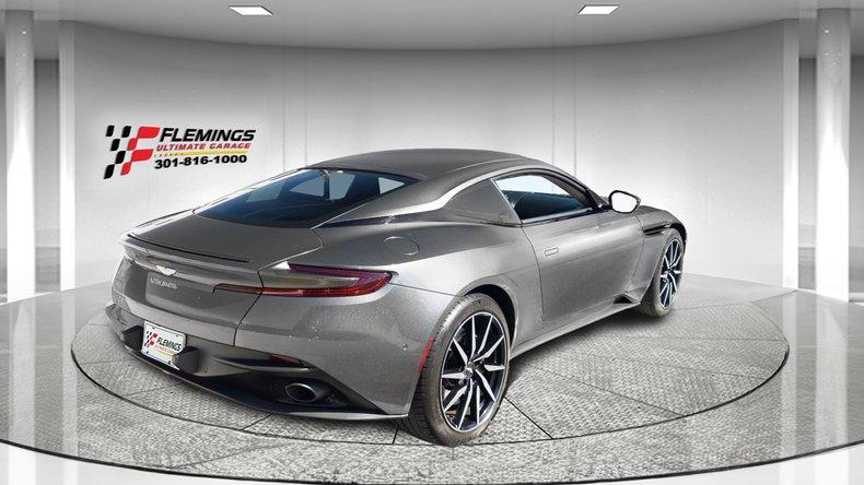 2020 Aston Martin DB11