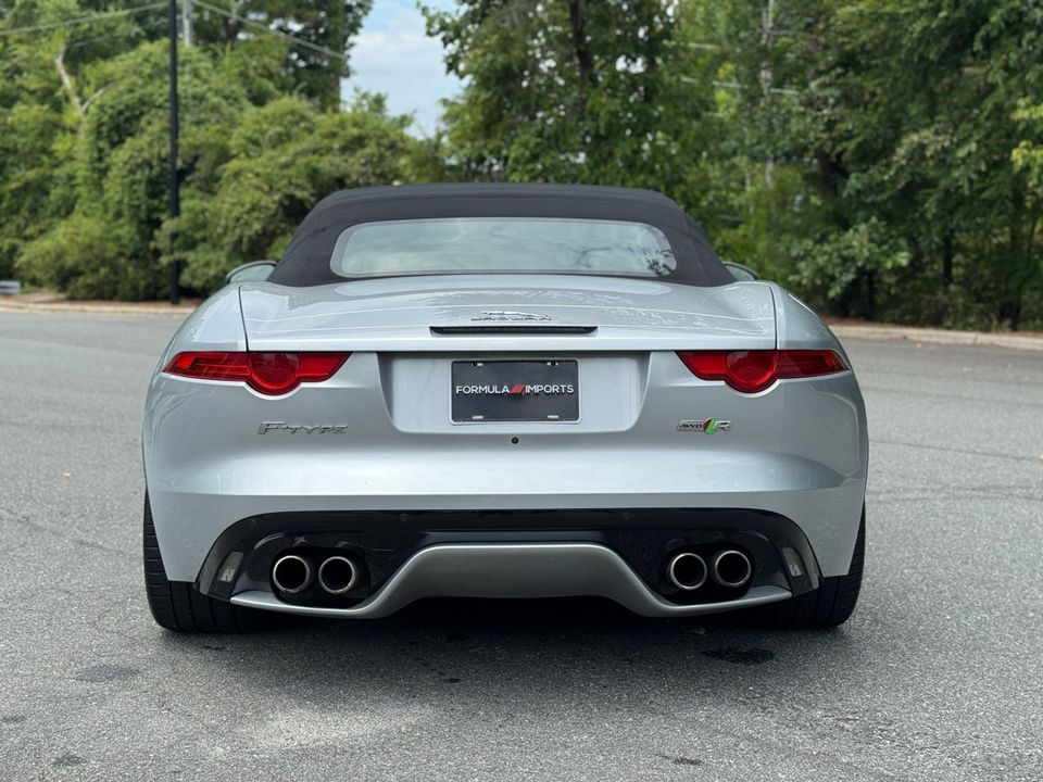 2017 Jaguar F-TYPE R