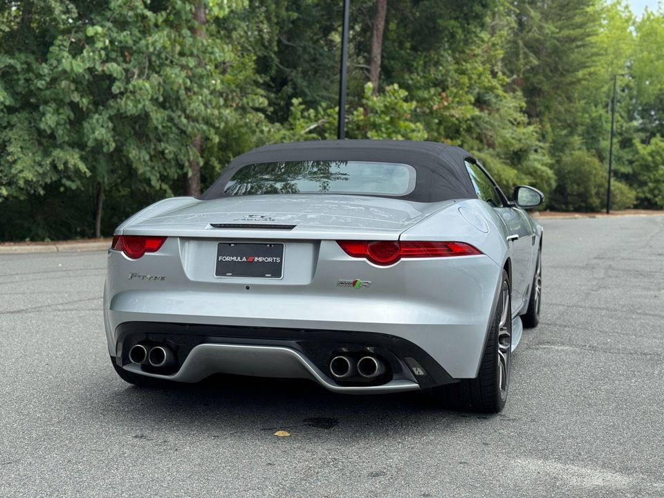 2017 Jaguar F-TYPE R