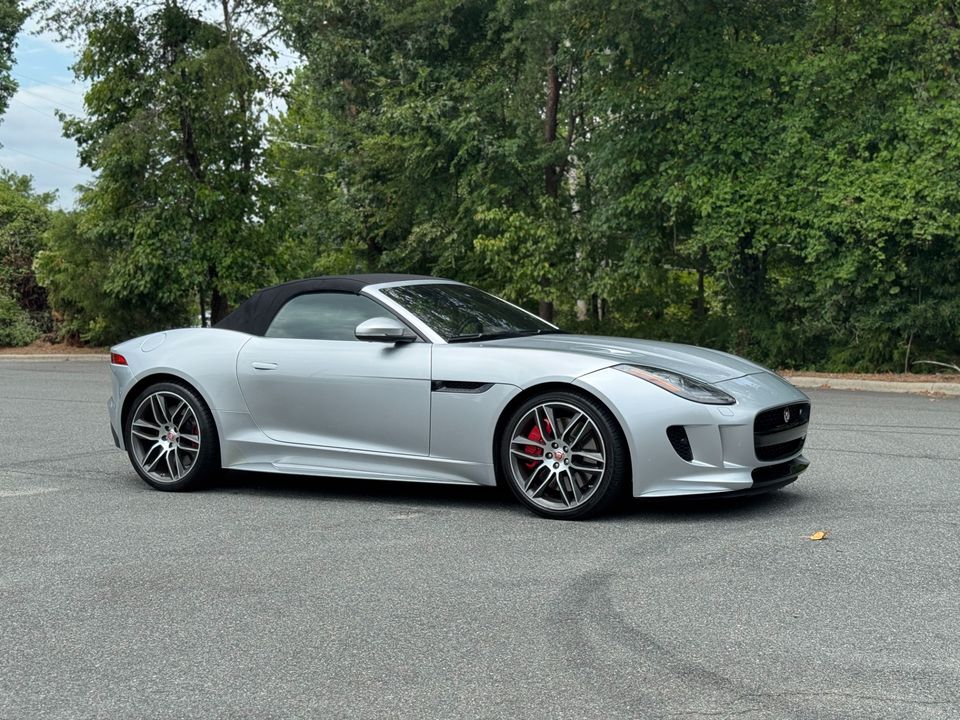 2017 Jaguar F-TYPE R
