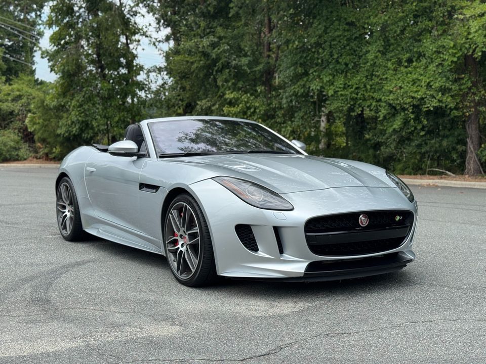 2017 Jaguar F-TYPE R