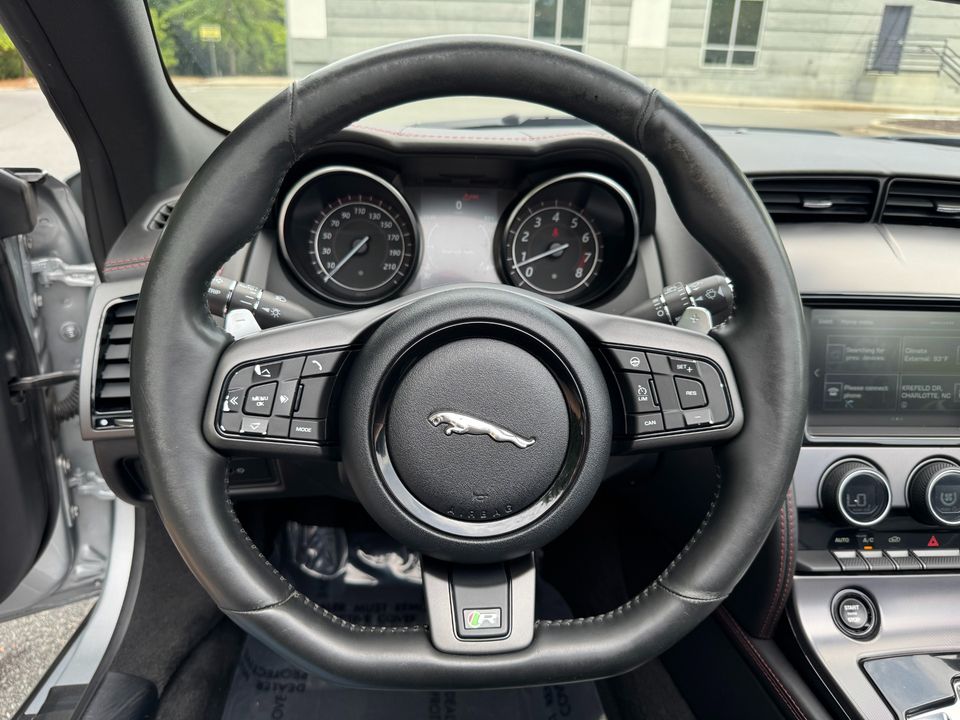 2017 Jaguar F-TYPE R