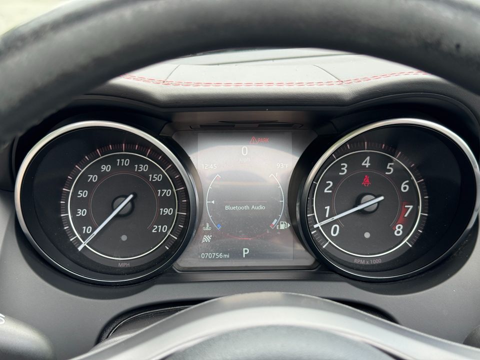 2017 Jaguar F-TYPE R