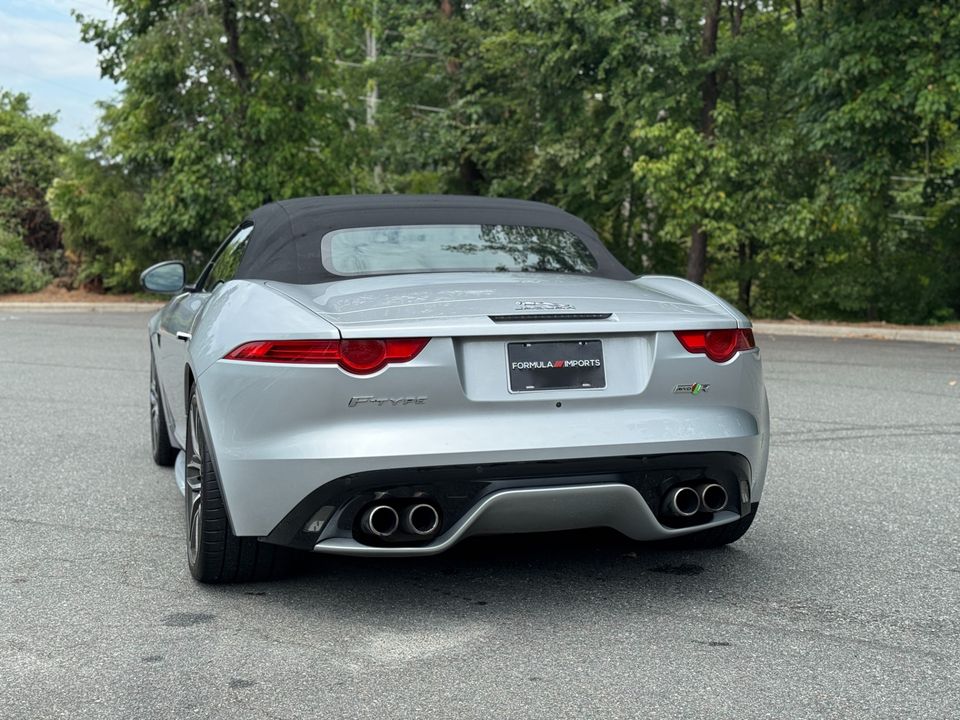2017 Jaguar F-TYPE R