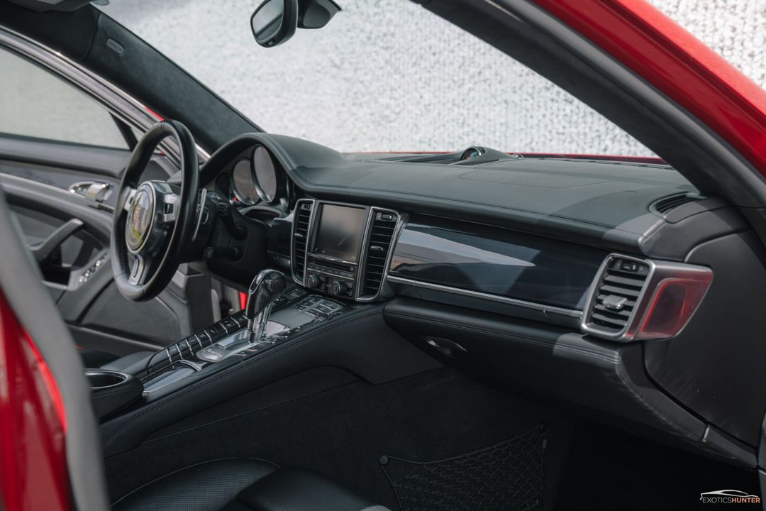 2015 Porsche Panamera