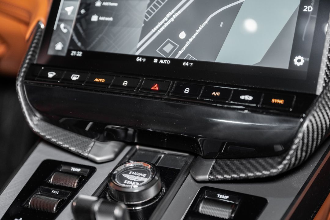 2025 Aston Martin Vanquish
