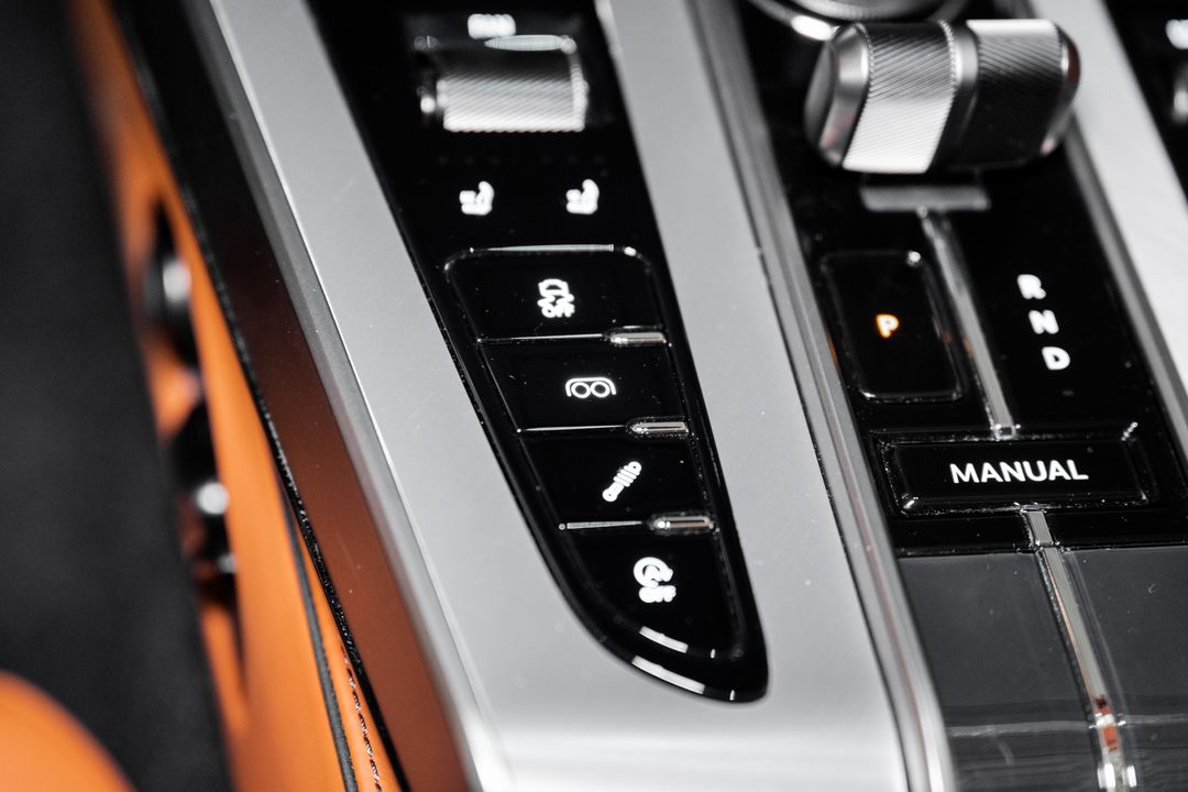 2025 Aston Martin Vanquish