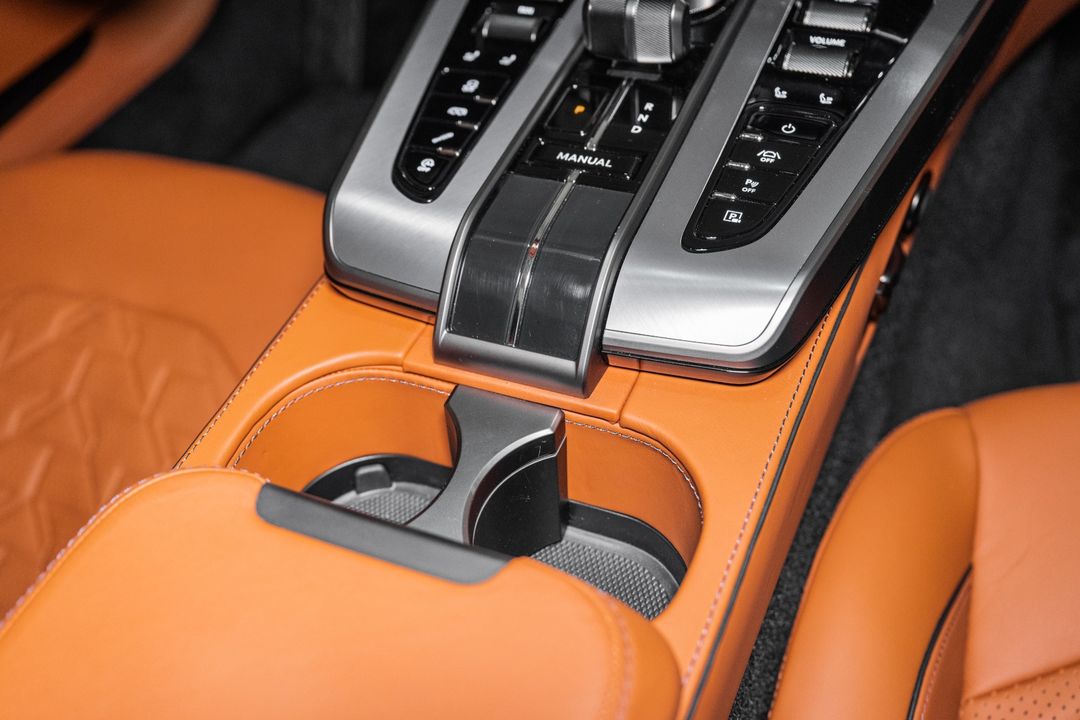2025 Aston Martin Vanquish