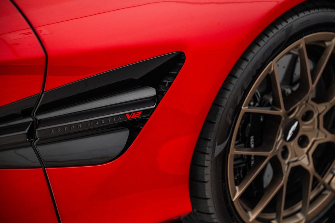 2025 Aston Martin Vanquish