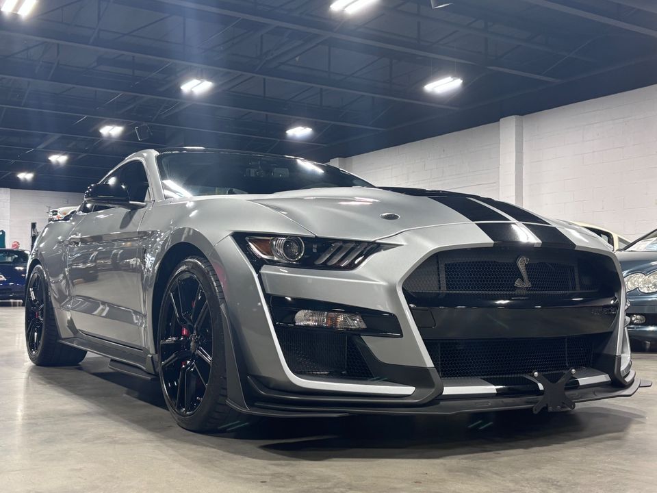 2022 FORD MUSTANG