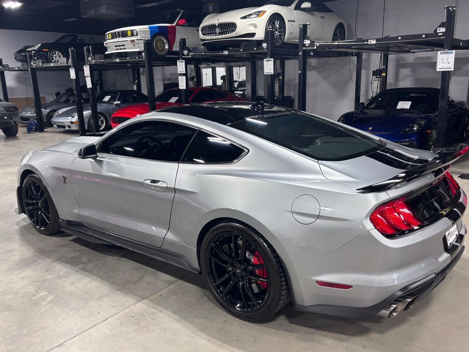 2022 FORD MUSTANG