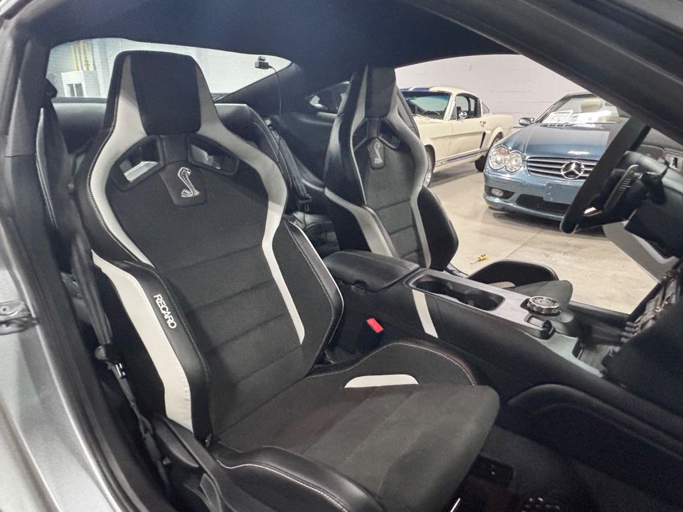2022 FORD MUSTANG