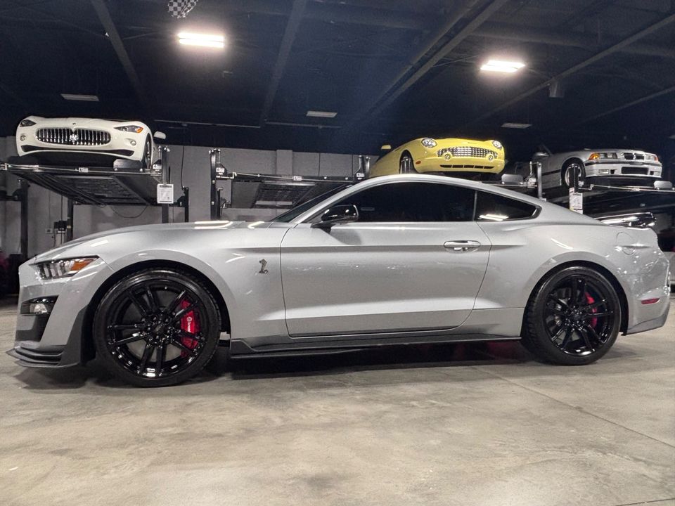 2022 FORD MUSTANG
