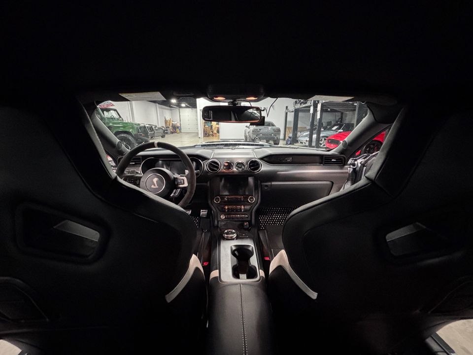 2022 FORD MUSTANG