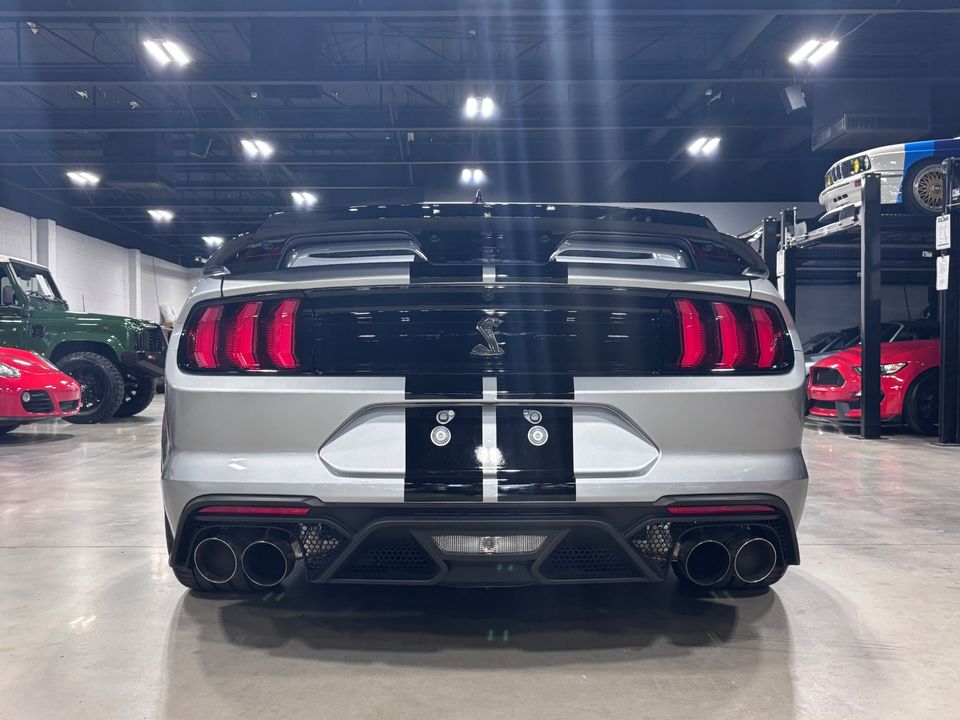 2022 FORD MUSTANG