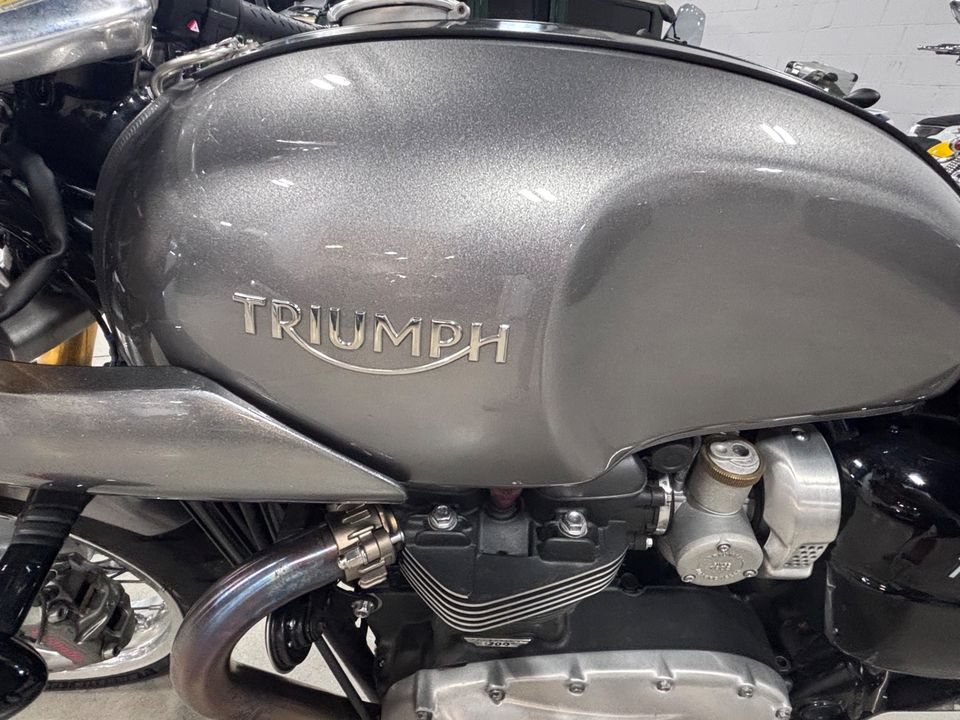 2016 TRUIMPH THRUXTON 1200R