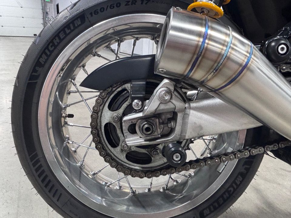 2016 TRUIMPH THRUXTON 1200R
