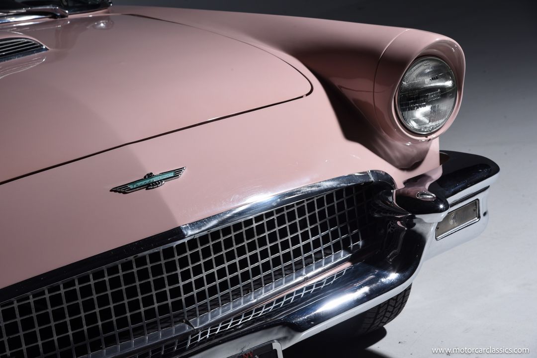 1957 Ford Thunderbird