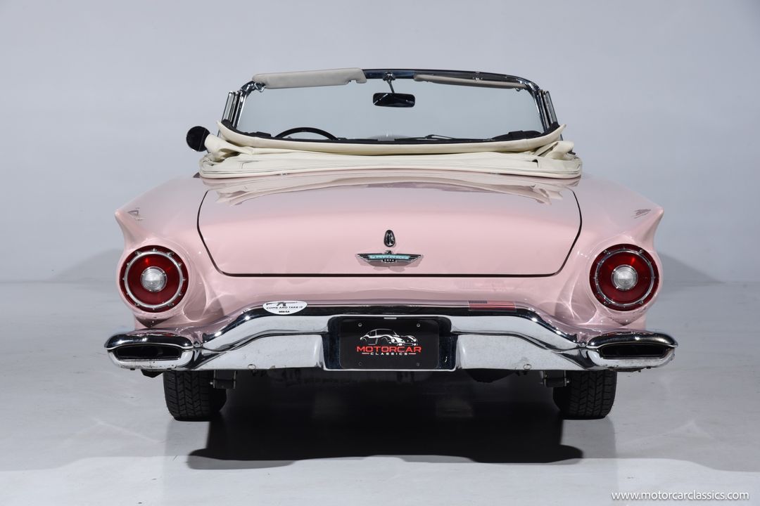 1957 Ford Thunderbird